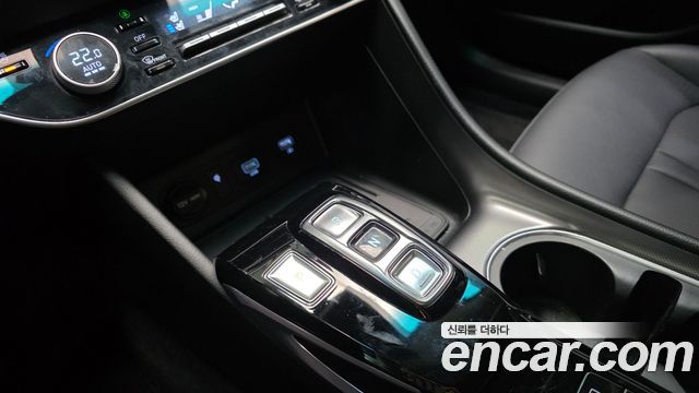Hyundai Sonata (DN8) 2.0 Premium Plus 2022 — фото 9
