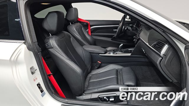 BMW 4 Series (F32) 430i M Sport Coupe 2018 — фото 15