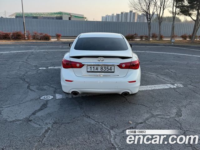 Infiniti Q50 3.5 Hybrid Hi-Tech 2015 — фото 6