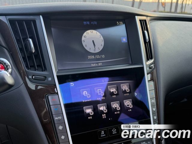Infiniti Q50 3.5 Hybrid Hi-Tech 2015 — фото 10