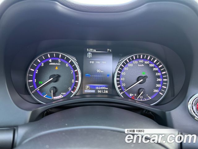 Infiniti Q50 3.5 Hybrid Hi-Tech 2015 — фото 16