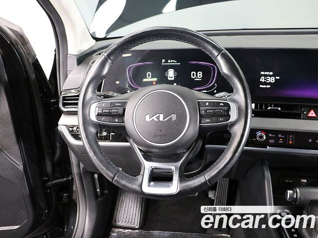 Kia Sportage (V) Diesel 2.0 4WD Prestige 2023 — фото 8