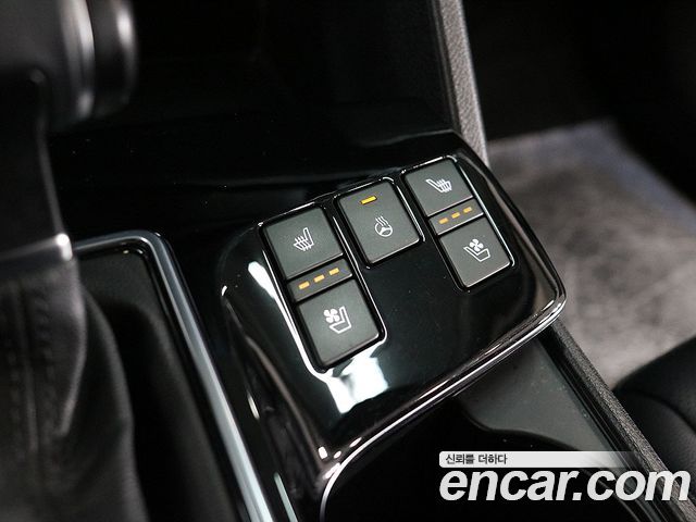 Kia Sportage (V) Diesel 2.0 4WD Prestige 2023 — фото 15