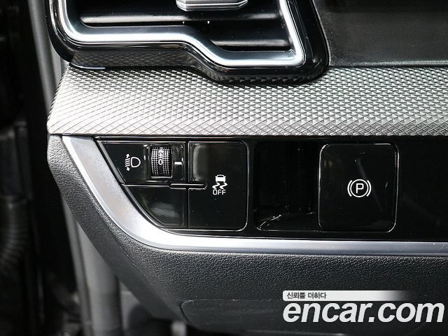 Kia Sportage (V) Diesel 2.0 4WD Prestige 2023 — фото 17