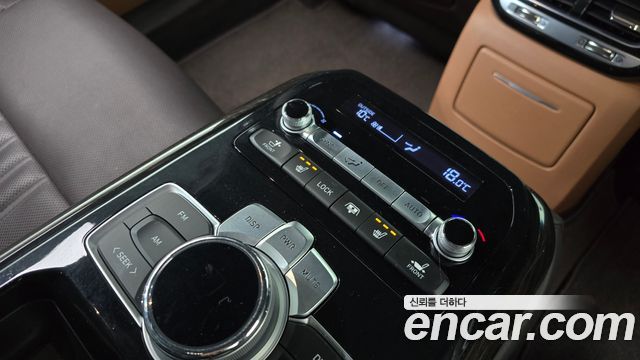 Genesis G90 3.8 AWD Luxury 2019 — фото 19