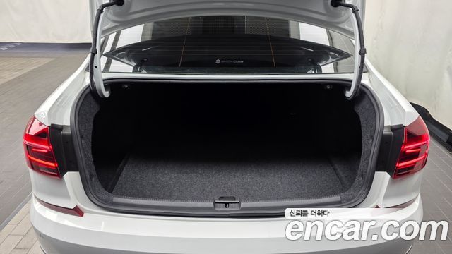 Volkswagen Passat 2.0 TSI B7 2018 — фото 20