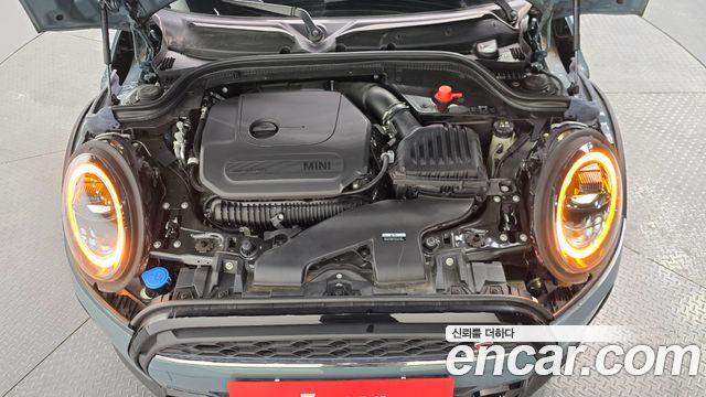 MINI Cooper S 5Door Multitione Edition 3rd 2023 — фото 6