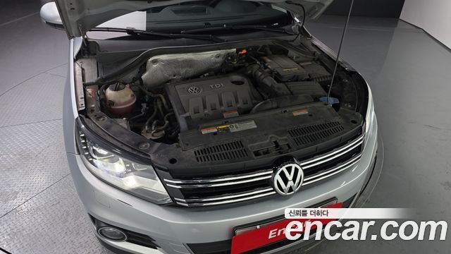 Volkswagen Tiguan 2.0 TDI Comfort 5N 2014 — фото 6