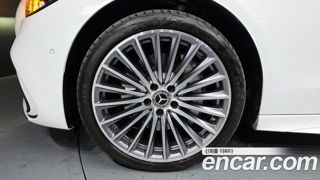 Mercedes-Benz C-Class (W206) C300 AMG Line 2022 — фото 5