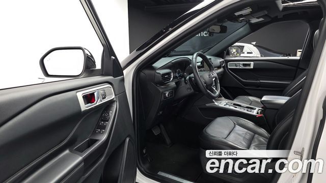 Ford Explorer (VI) 2.3 LimIted 4WD 2020 — фото 11