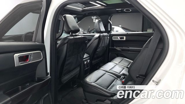 Ford Explorer (VI) 2.3 LimIted 4WD 2020 — фото 12