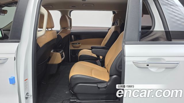 Kia Carnival (IV) Diesel 9-Seater Prestige 2023 — фото 12