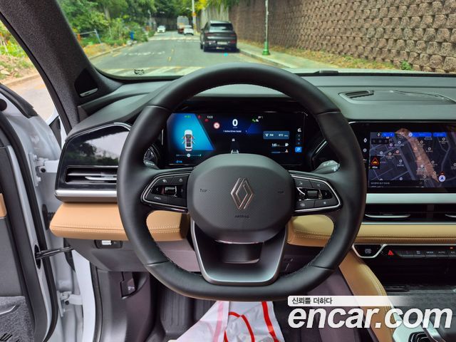 Renault Korea Grand Koleos 1.5 E-TECH Iconic 2WD 2025 — фото 17