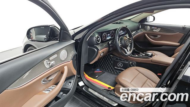 Mercedes-Benz E-Class (W213) E300 4MATIC AMG Line 2020 — фото 10