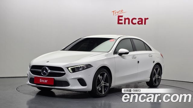 Mercedes-Benz A-Class (W177) A250 4MATIC Sedan 2020 — фото 1