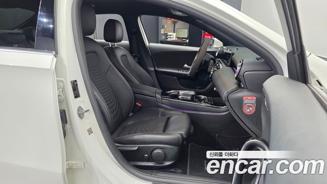 Mercedes-Benz A-Class (W177) A250 4MATIC Sedan 2020 — фото 12