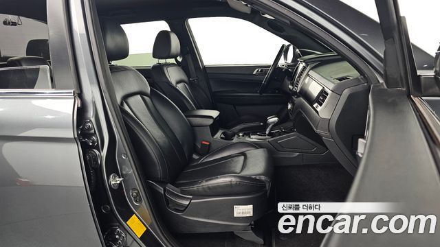 KG Mobility (SsangYong) Rexton Sports Khan Diesel 2.2 4WD Prestige 2022 — фото 10