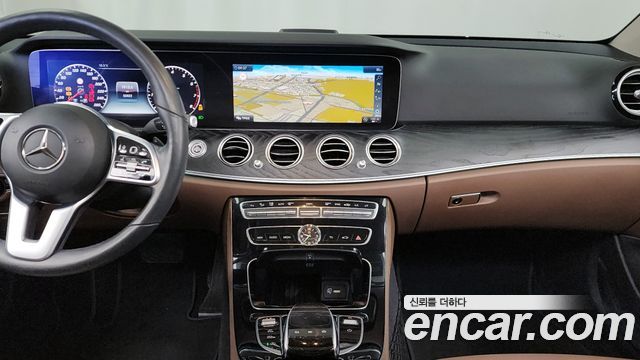 Mercedes-Benz E-Class (W213) E300 4MATIC Avnatgarde 2019 — фото 14
