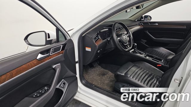 Volkswagen Passat GT (B8) 2.0 TDI Prestige 2018 — фото 10