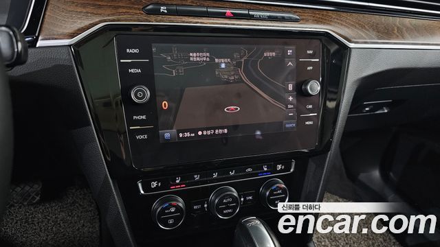 Volkswagen Passat GT (B8) 2.0 TDI Prestige 2018 — фото 16