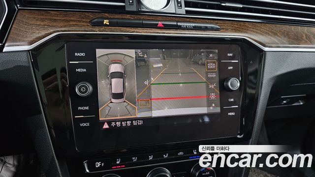Volkswagen Passat GT (B8) 2.0 TDI Prestige 2018 — фото 17