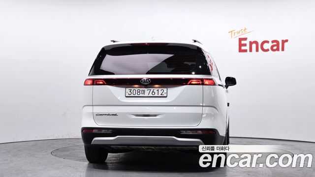Kia Carnival (IV) Diesel 9-Seater Prestige 2021 — фото 4