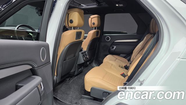 Land Rover Discovery 5 D300 Dynamic HSE 2024 — фото 16