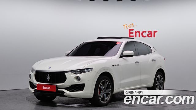 Maserati Levante 3.0 Diesel AWD Sport 2017 — фото 1