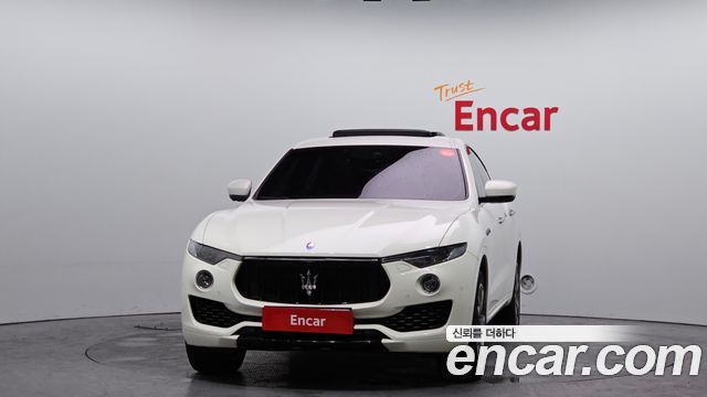 Maserati Levante 3.0 Diesel AWD Sport 2017 — фото 3