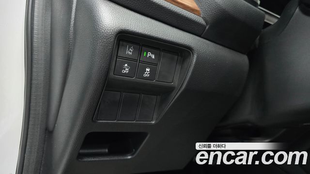 Honda CR-V (V) 1.5 EX-L 4WD 2019 — фото 14