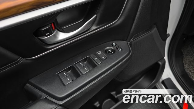 Honda CR-V (V) 1.5 EX-L 4WD 2019 — фото 17