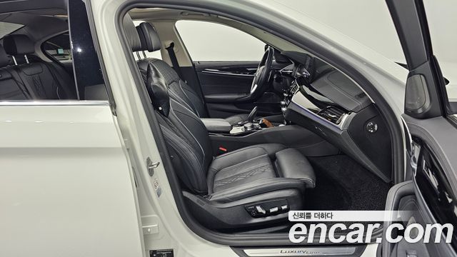 BMW 5 Series (G30) 530i Luxury 2021 — фото 10