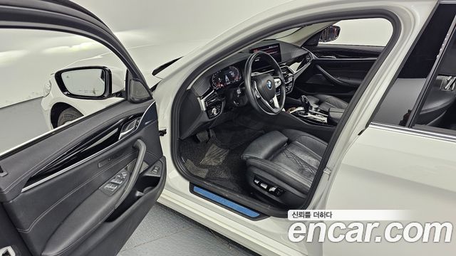 BMW 5 Series (G30) 530i Luxury 2021 — фото 11