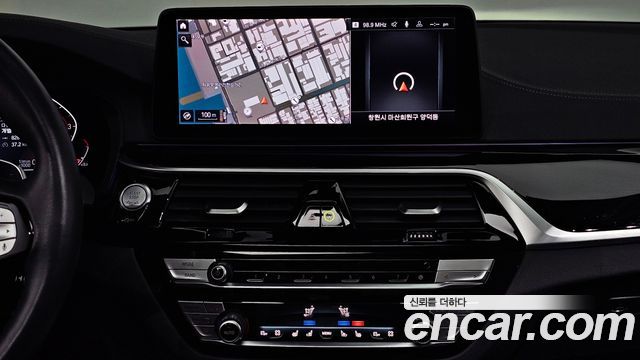 BMW 5 Series (G30) 530i Luxury 2021 — фото 14