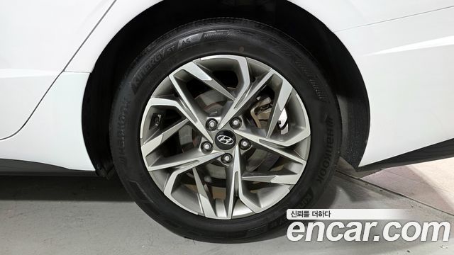 Hyundai Sonata (DN8) 1.6 Turbo Premium Plus 2022 — фото 5