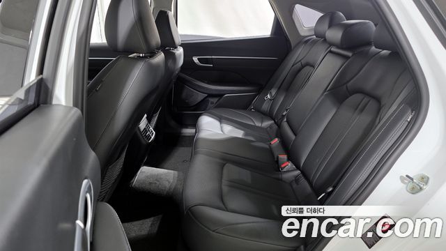 Hyundai Sonata (DN8) 1.6 Turbo Premium Plus 2022 — фото 12