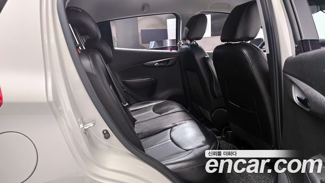 Chevrolet Spark Premier 2019 — фото 12