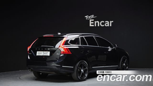 Volvo V60 D4 1st 2013 — фото 2