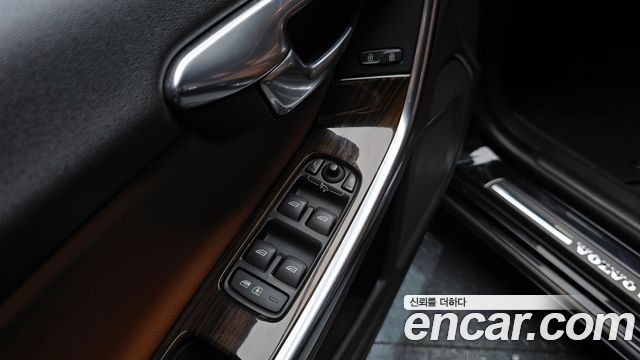 Volvo V60 D4 1st 2013 — фото 14