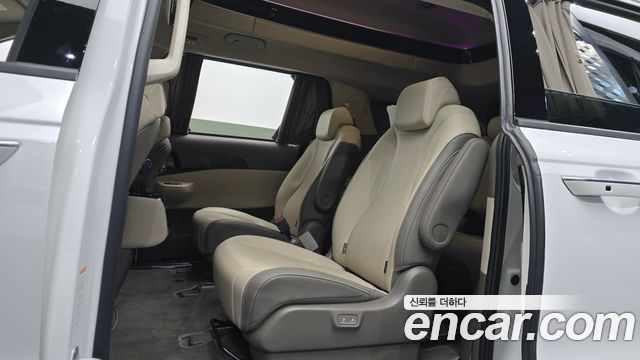 Kia Carnival (IV) Gasoline 9-Seater Hi Limousine Signature 2024 — фото 16