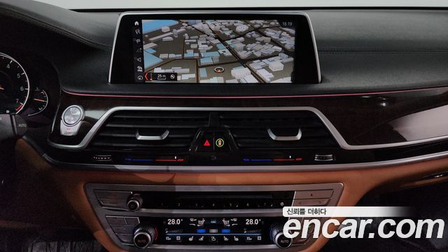 BMW 7 Series (G11) 740Li xDrive 2016 — фото 14