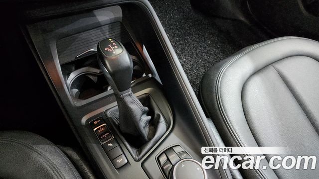 BMW X1 (F48) xDrive 20d 2016 — фото 9