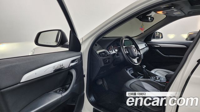 BMW X1 (F48) xDrive 20d 2016 — фото 10
