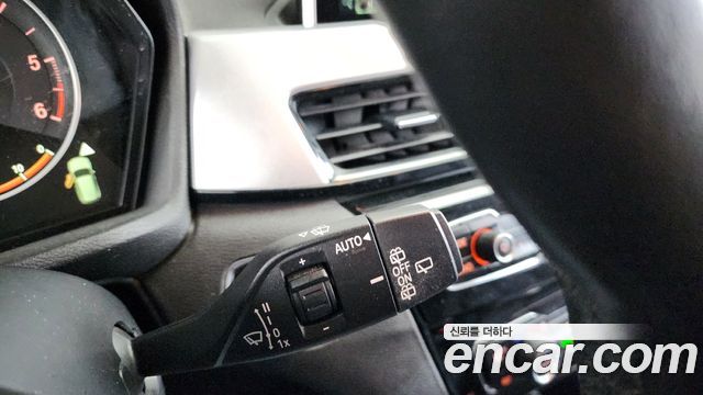 BMW X1 (F48) xDrive 20d 2016 — фото 19