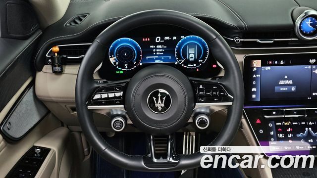 Maserati Grecale 2.0 AWD GT 2023 — фото 13