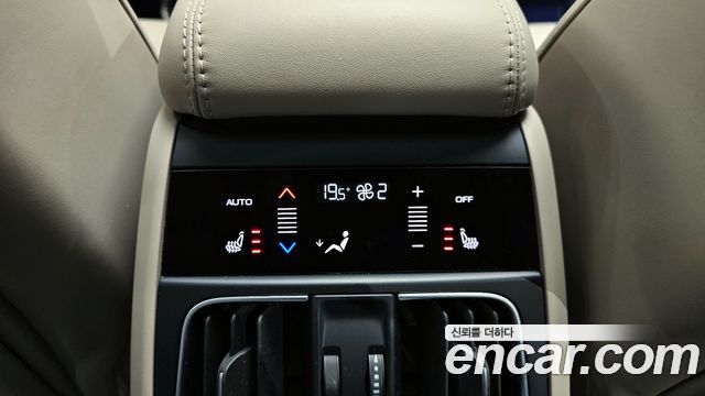 Maserati Grecale 2.0 AWD GT 2023 — фото 19