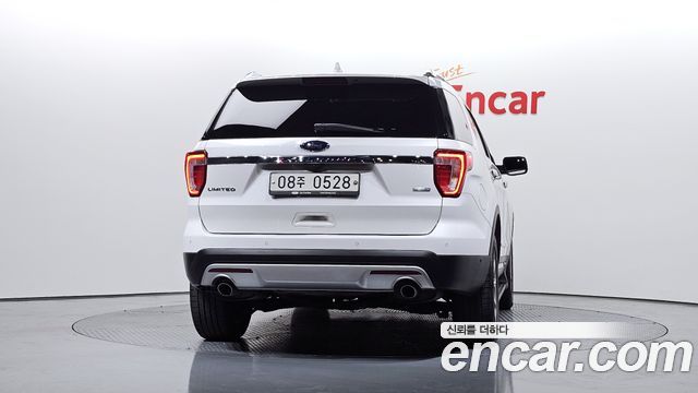 Ford Explorer 2.3 Limited 4WD 5th 2016 — фото 4