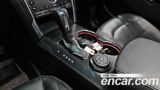 Ford Explorer 2.3 Limited 4WD 5th 2016 — фото 9