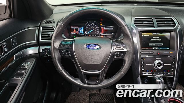 Ford Explorer 2.3 Limited 4WD 5th 2016 — фото 13