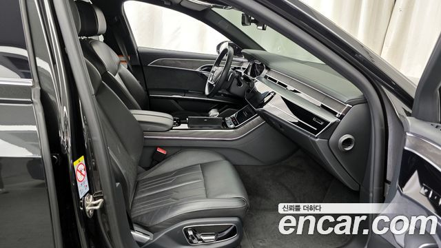 Audi A8 (D5) 55 TFSI Quattro Premium LWB 2023 — фото 11